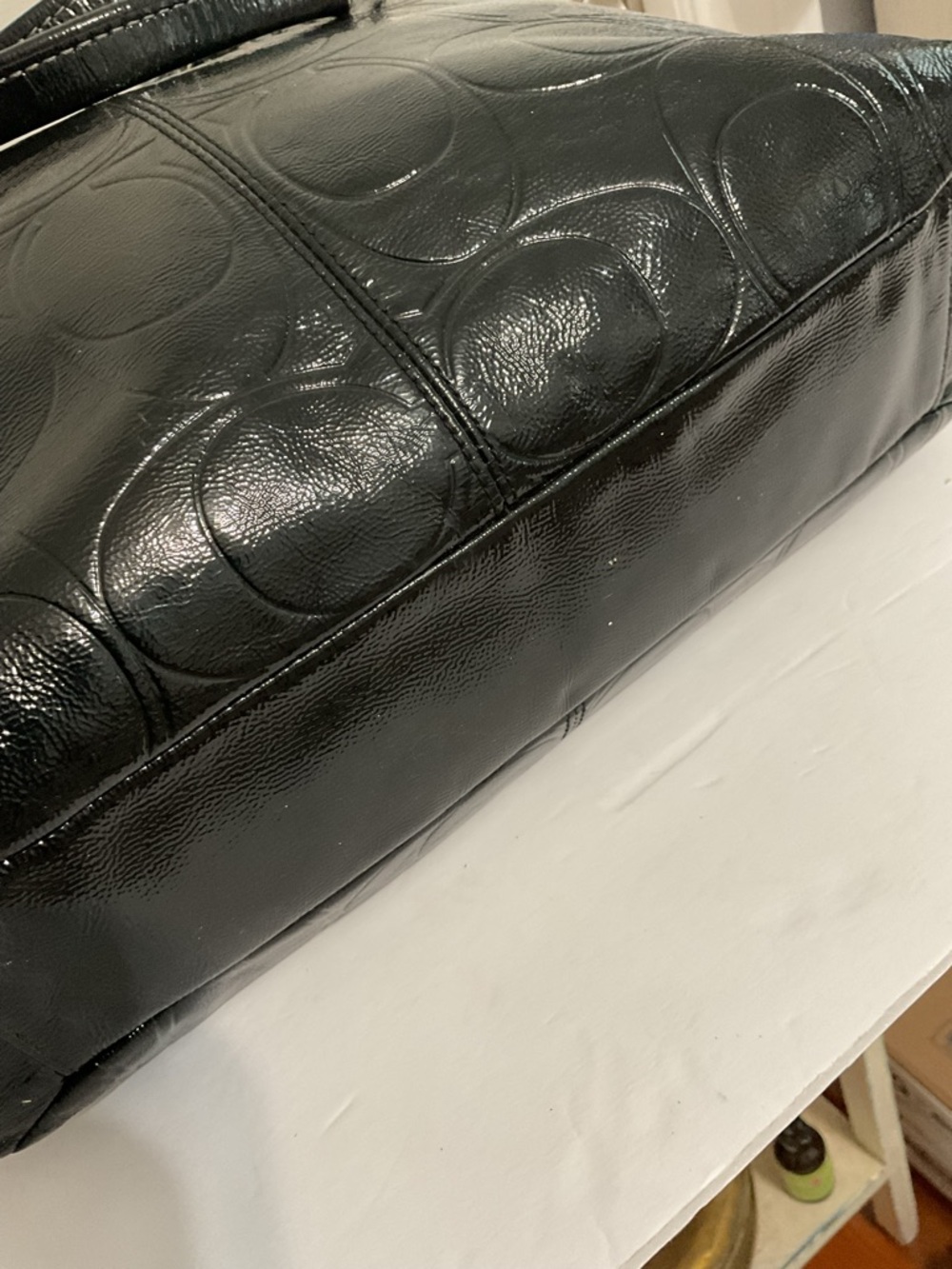 COACH Gallery Embossed Leather Tote No. F1276-F19818 - Picture 7 of 12